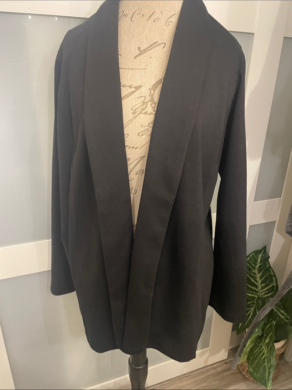 Black Women's Open-Front Jacket